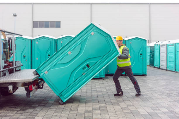 Best Porta potty delivery and setup  in Southern View, IL
