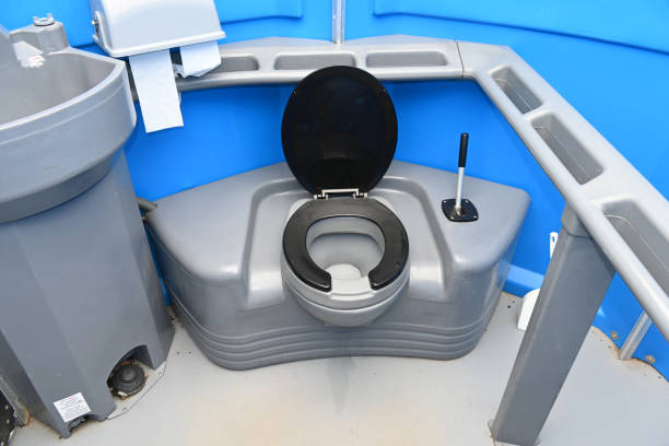 Best Construction site porta potty rental  in Southern View, IL